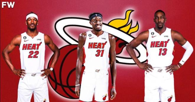 中超最佳进球候选（禁区内）：倒钩凌空脚后跟，谁是你心中的最佳进球？（中超禁区内最佳进球评选：倒钩、凌空、脚后跟，你选谁？）