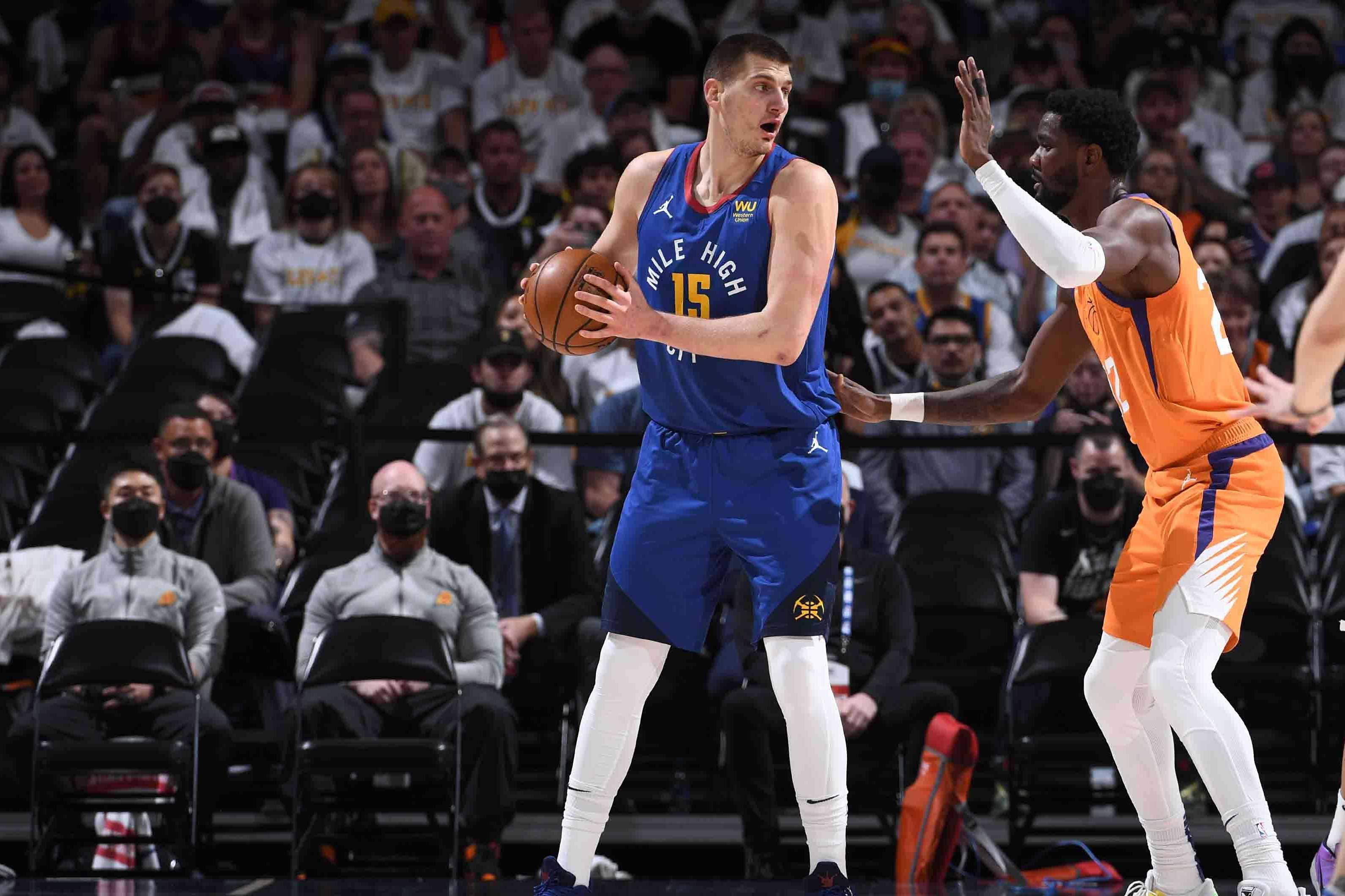 美记：字母哥表示自己要养好身体为球队而战，而不是逃避困难（美媒：字母哥强调养好身体为队而战，拒绝逃避挑战）