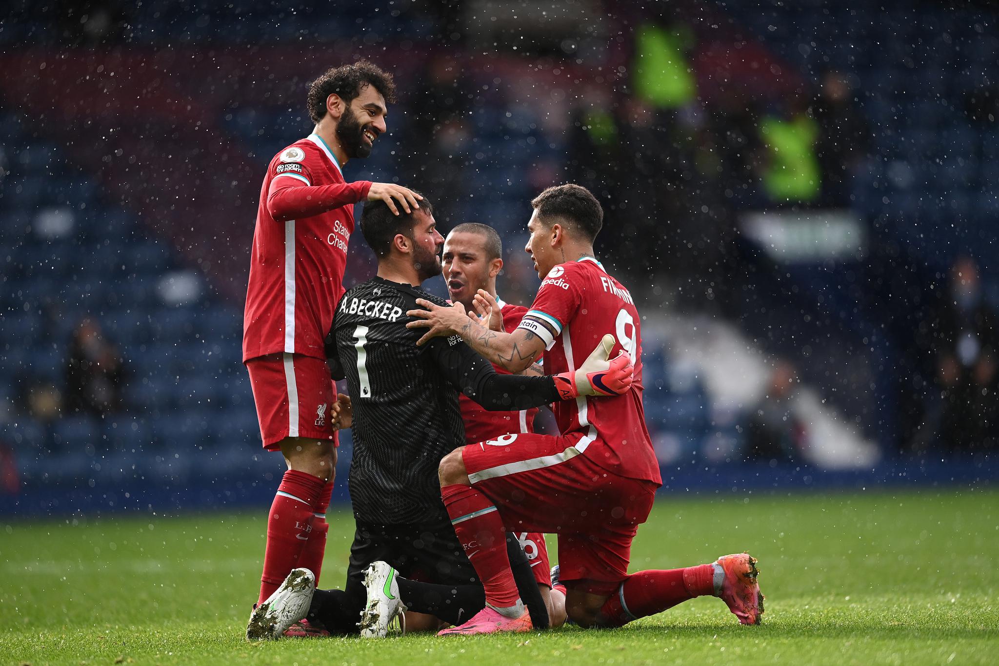 欧冠第6轮今夜继续鏖战！参与截图预测皇马vs曼城等焦点对决（欧冠第6轮今夜再燃战火：截图参与预测皇马vs曼城等焦点之战）