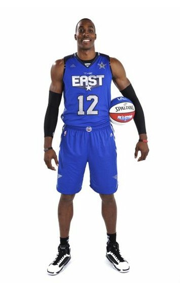 萨拉赫利物浦生涯对阵10支球队进球上双，成队史第二人（萨拉赫利物浦生涯面对10队进球上双，队史第二位达成者）