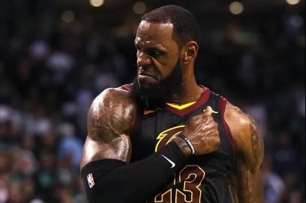 新一期身价排行榜：亚马尔领跑，穆西亚拉与奥利塞保持不变（最新身价榜出炉：亚马尔居首，穆西亚拉与奥利塞身价未变）